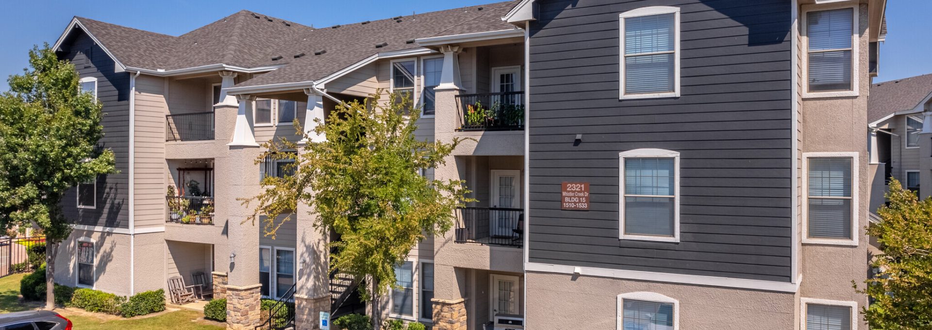 the apartment complex at The  Wyatt at Presidio Junction